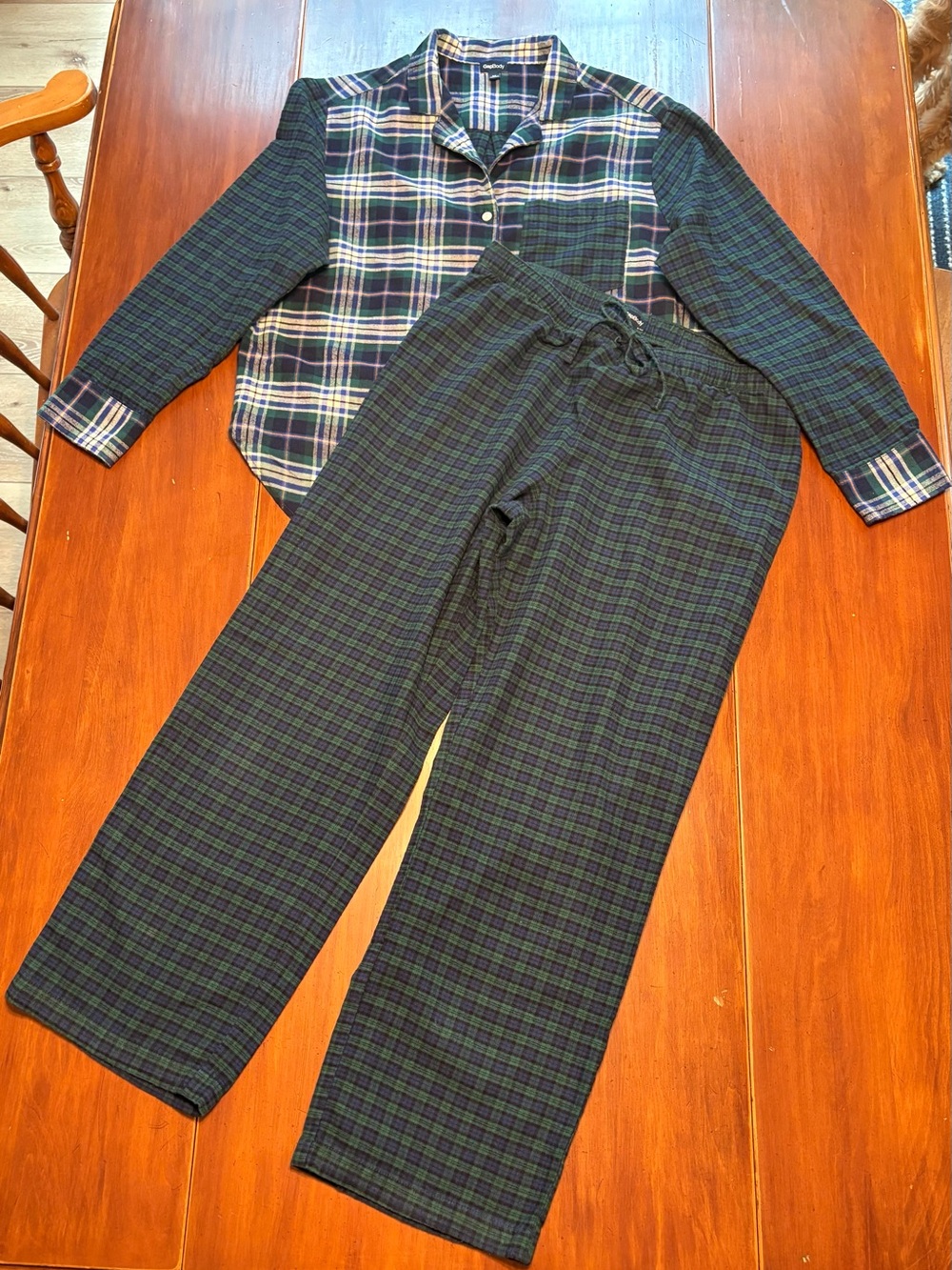 Women's Plaid Cotton-Blend Pajama Set in Navy & Green
